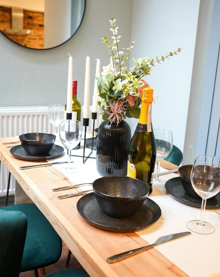 Stunning Brighton Seaside 2-Bedroom Townhouse With Patio, Sleeps 6 Extérieur photo