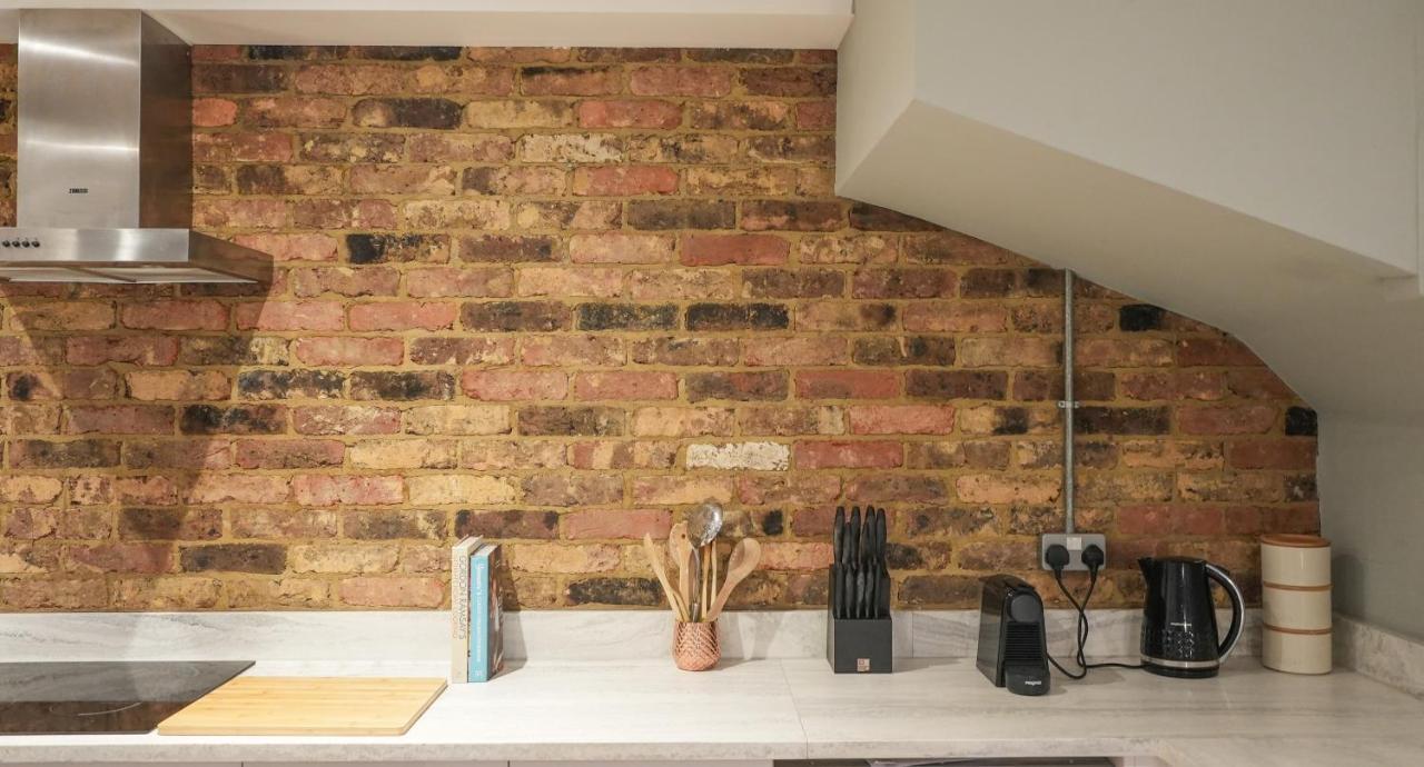 Stunning Brighton Seaside 2-Bedroom Townhouse With Patio, Sleeps 6 Extérieur photo