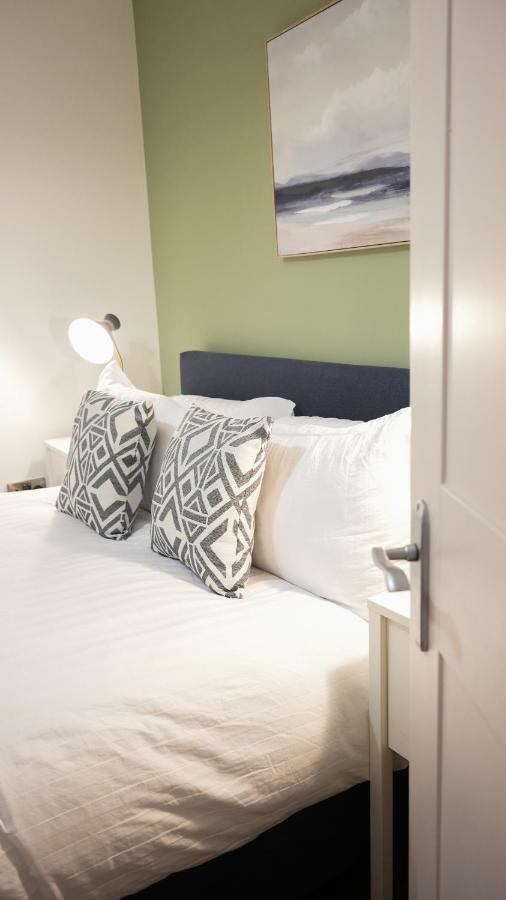 Stunning Brighton Seaside 2-Bedroom Townhouse With Patio, Sleeps 6 Extérieur photo